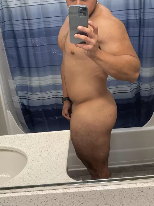 I keep it juicy juicy, I eat that lunch lol by go_suck_a_dick9in