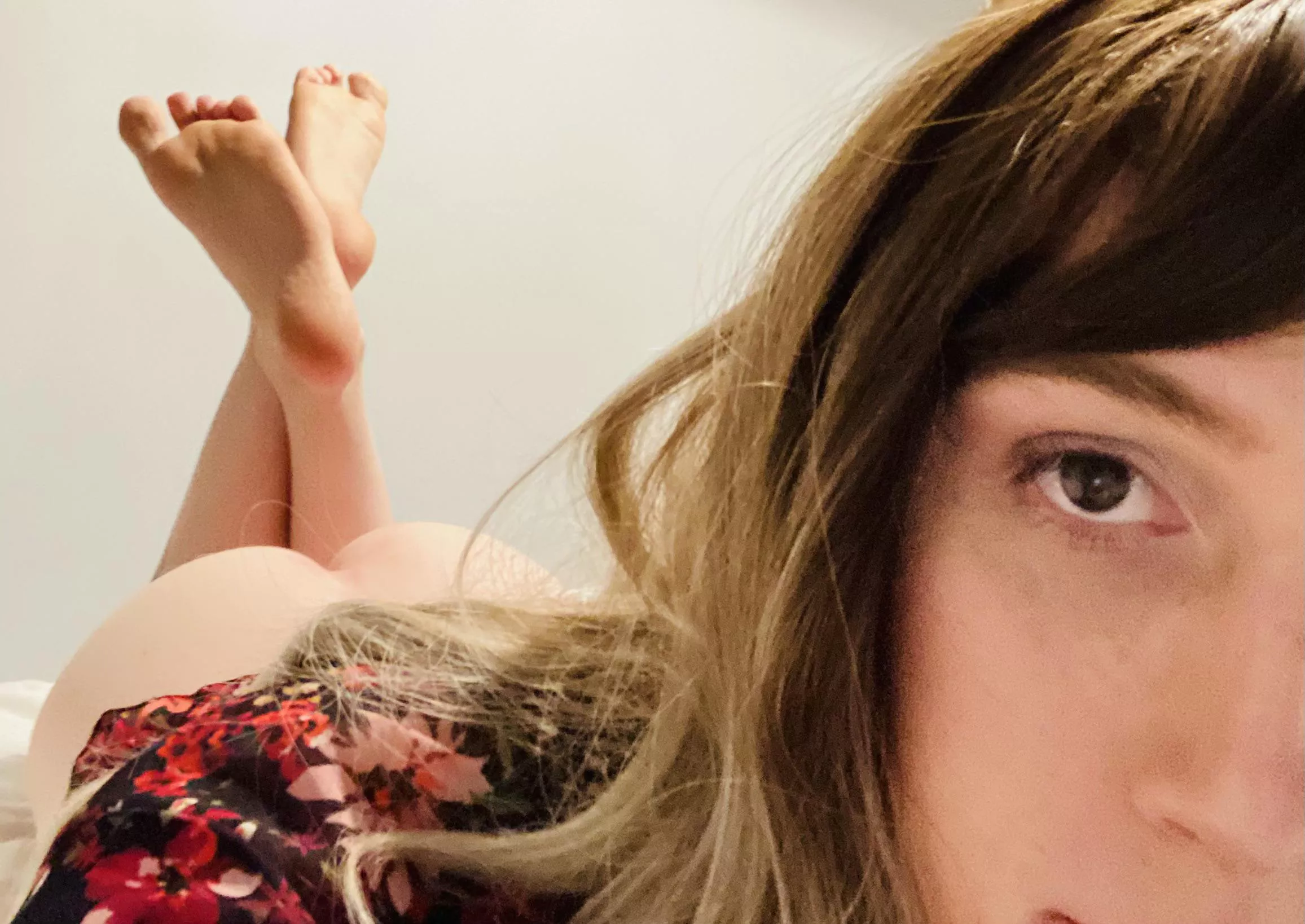 I keep them nice and smooth just for you 😋 posted by PubliclyPaige