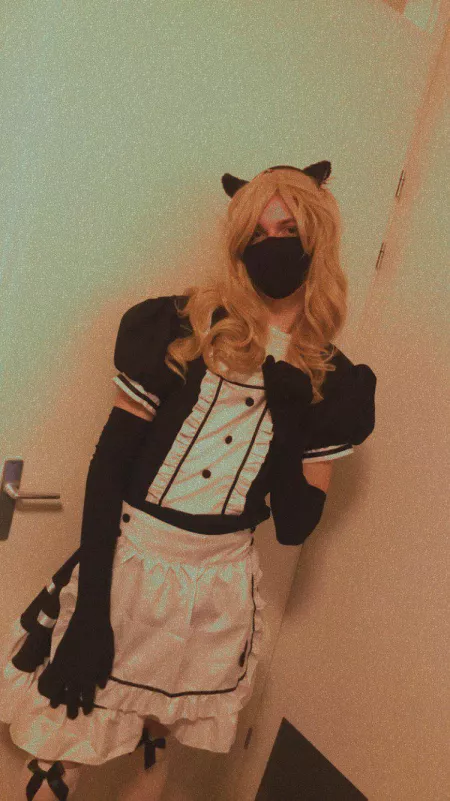 I kinda like this outfit by death_jpeg