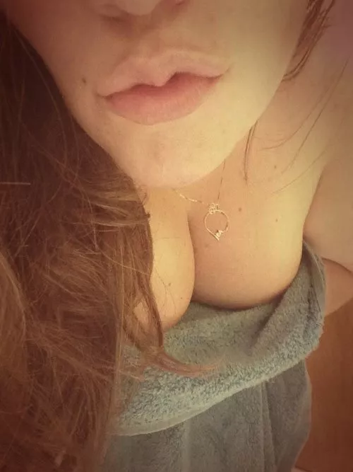 [I] Kiss posted by Still_made_sense