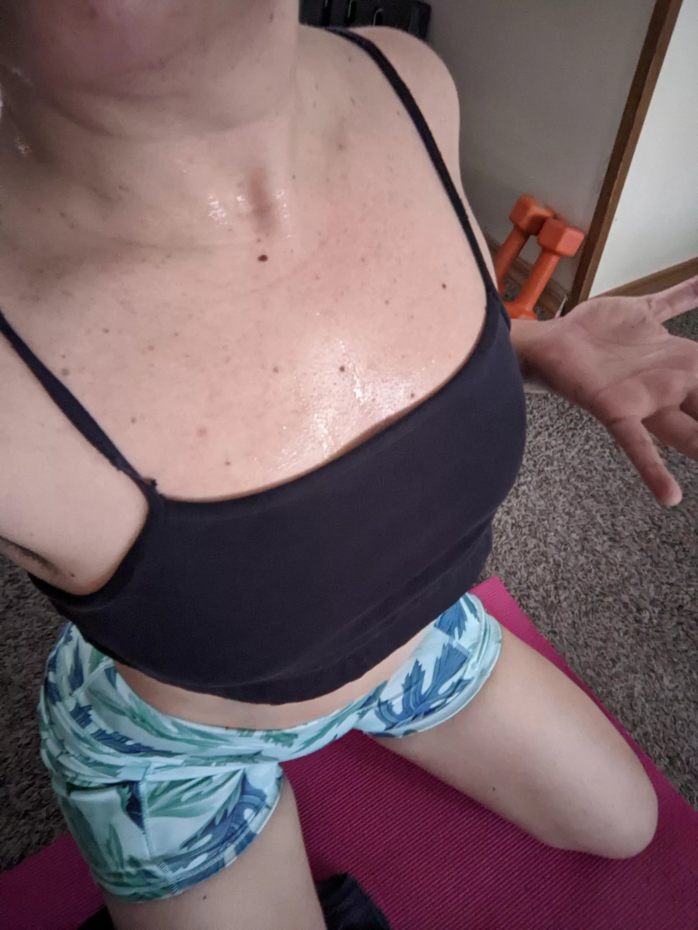 I kneed you. Feb 7. posted by clevergirlj