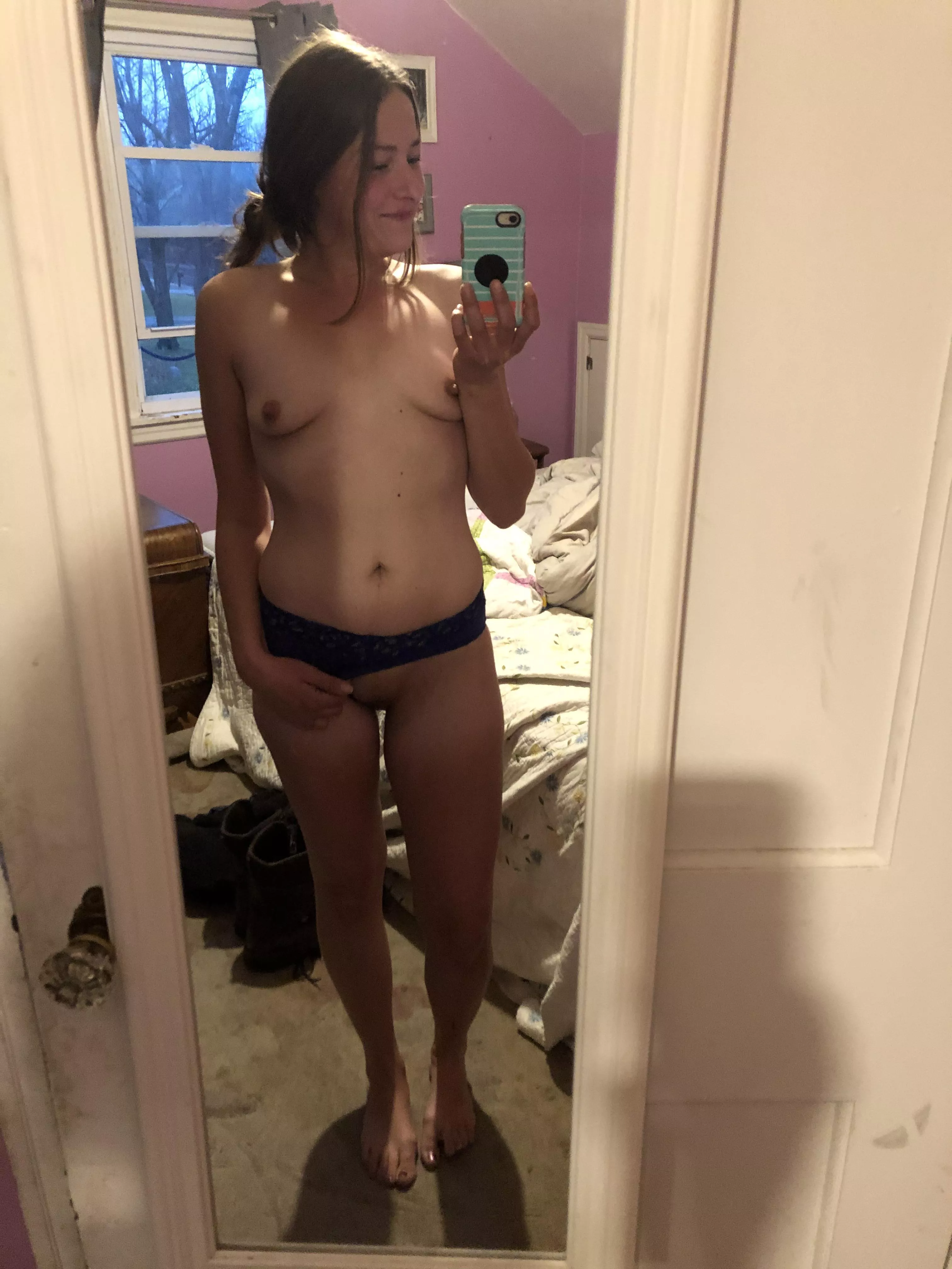 I know it’s hard to see but my face is on fire from our morning session 🤣🥰 (OC) posted by Midna_twi