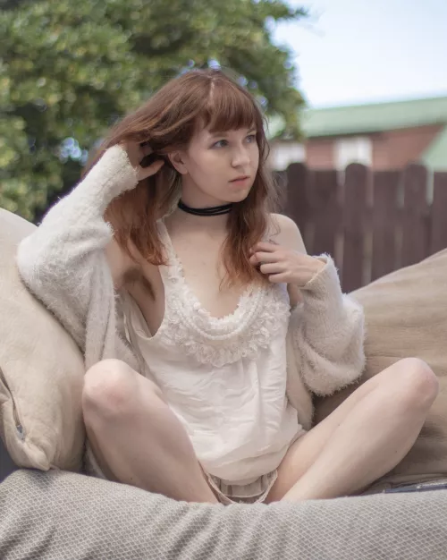 I know it's not a nude but maybe you'll like my hairy armpit anyway by AmandaJay8