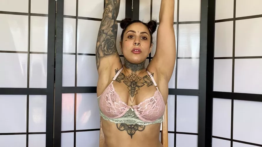 I know what are you thinking 💭 by doloressoma