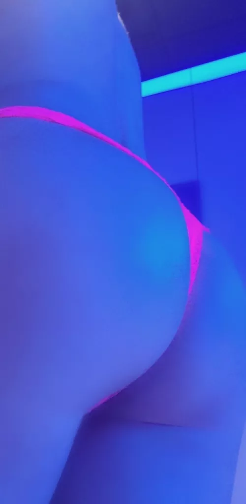 I Know You Want Your Surprise, Butt You'll Have To Wait Patiently! 😚 by DaddysVixen69