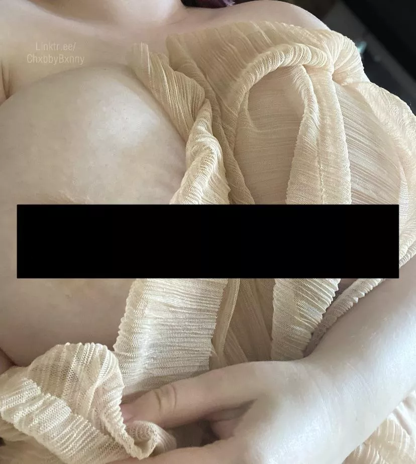 I know you wouldn’t be able to handle my body~ posted by ChxbbyBxnny