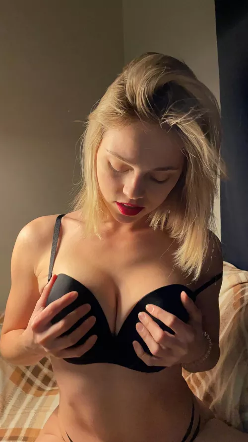 I know you’re looking at them😈Wanna see more ? 🔥 Only $5 for month 🔥 I waiting for you right now 😈 by Total-Detail7761