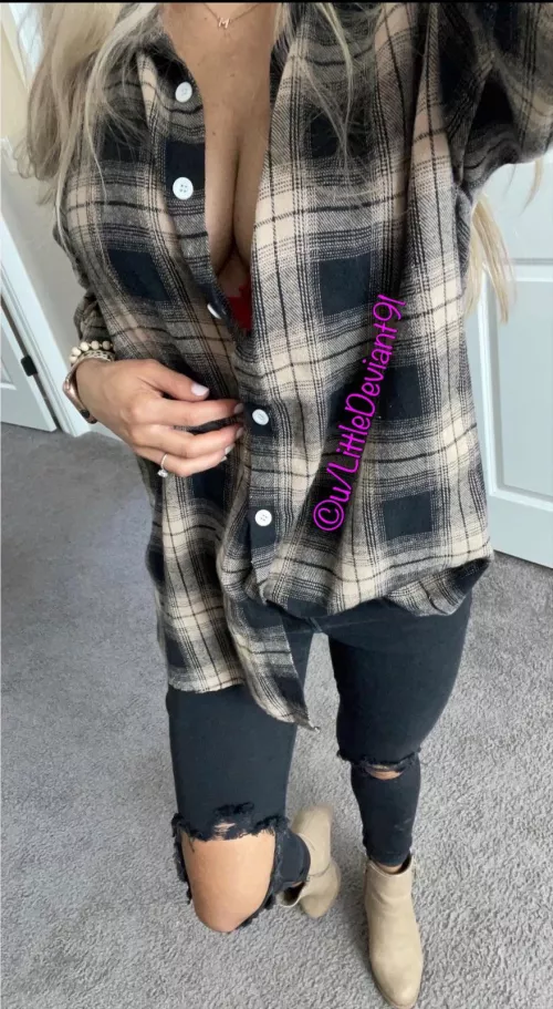 I left my shirt unbuttoned for you… by LittleDeviant91