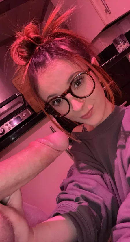 I like catering to this kink by jadevowofficial