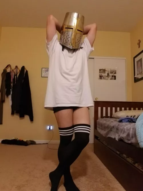 I like helmets by TheScrubu