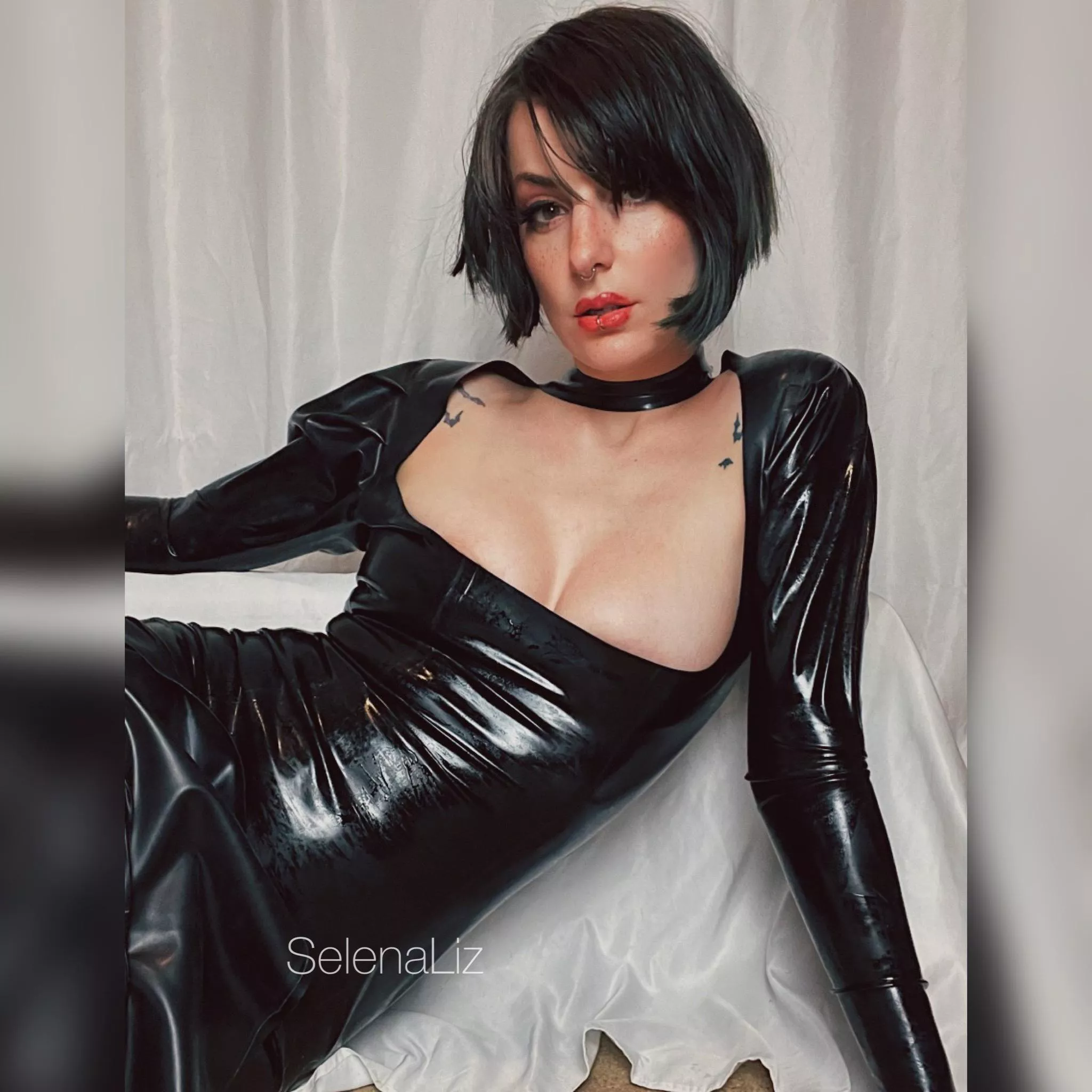 I like it a little messy 😜 posted by SelenaLiz