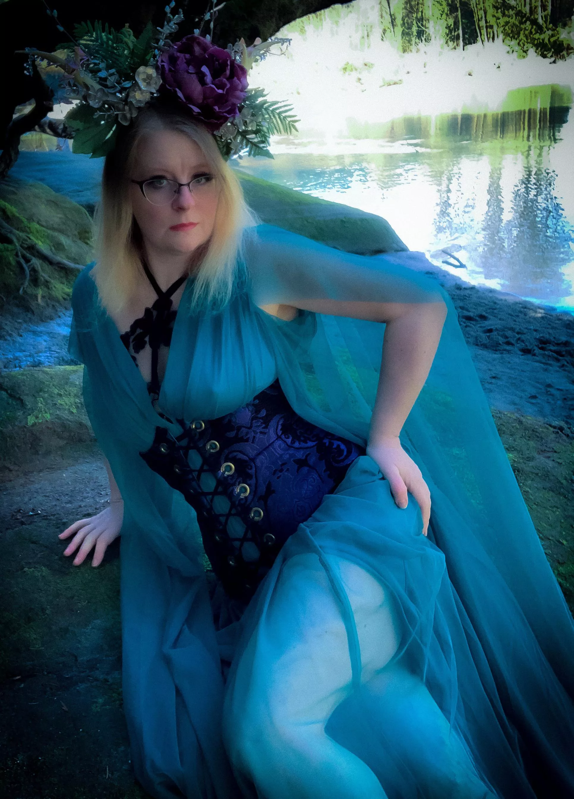 I like my dresses flowing & my corsets tight posted by penelope_quinn_