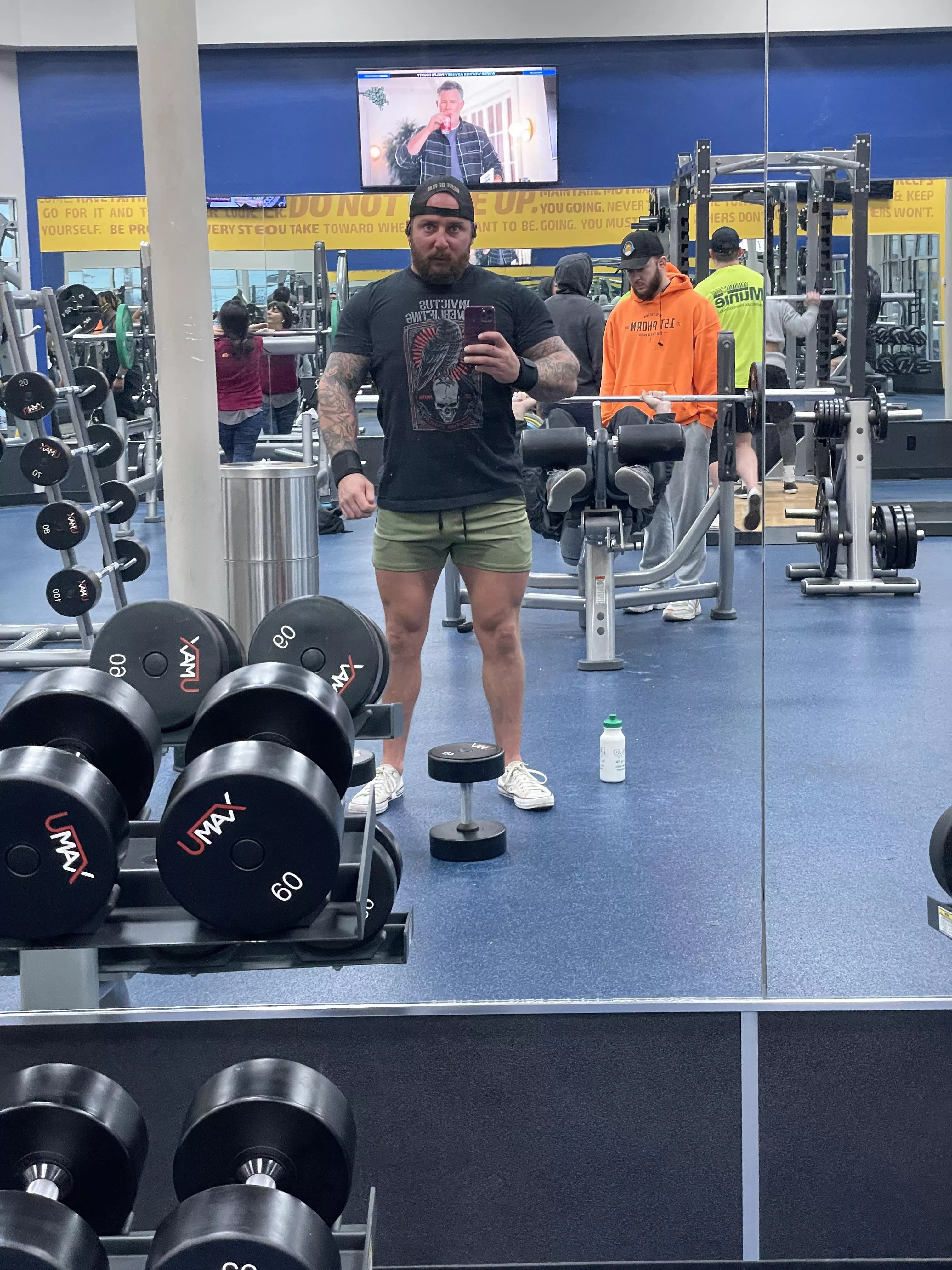 I like short shorts too posted by Tempsoicanupvote