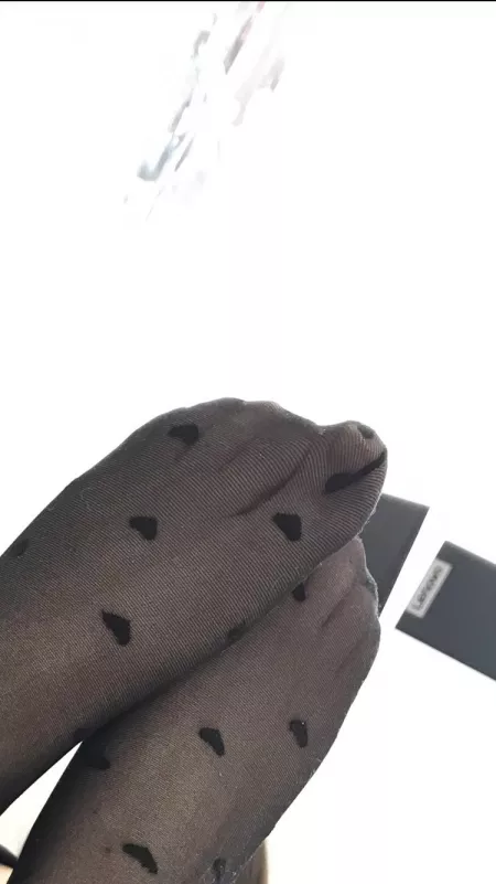 i like the cute lil hearts^^ by O0o____o0O