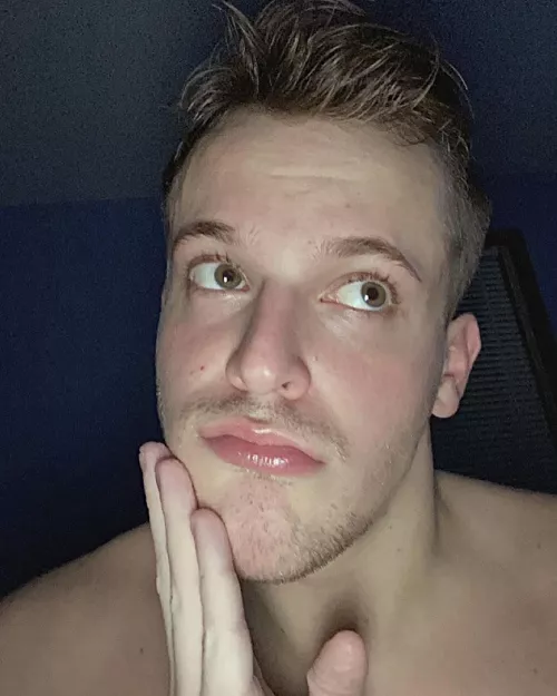 I like this picture of myself. That’s all. by tburt4298