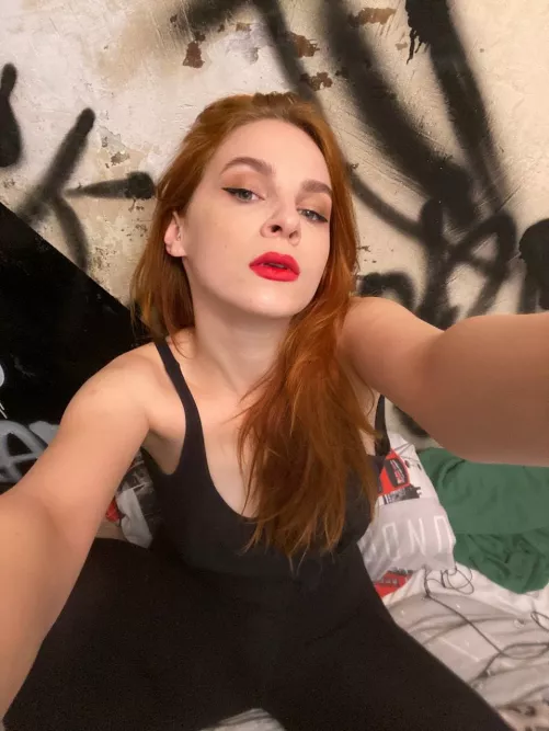 I like to do bright makeup, do u like the way the makeup looks on me? by onlyhollymary