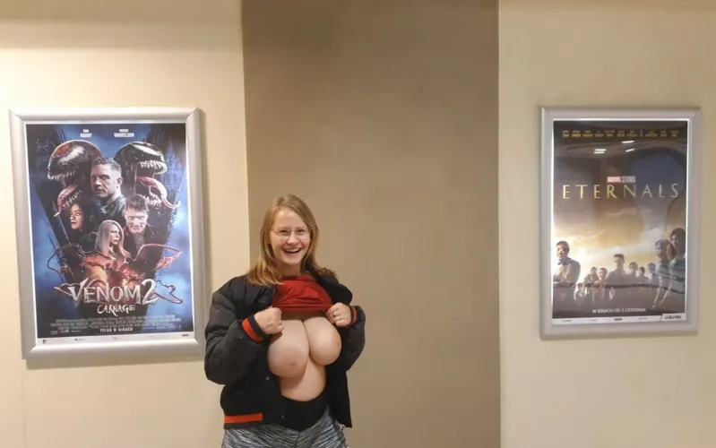 I like to get my adrenaline going this way before a movie. [IMG] by CukierkowaZgrywuska