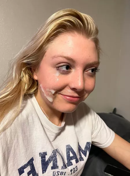 I loev thick loads on my pretty face by nkensig36