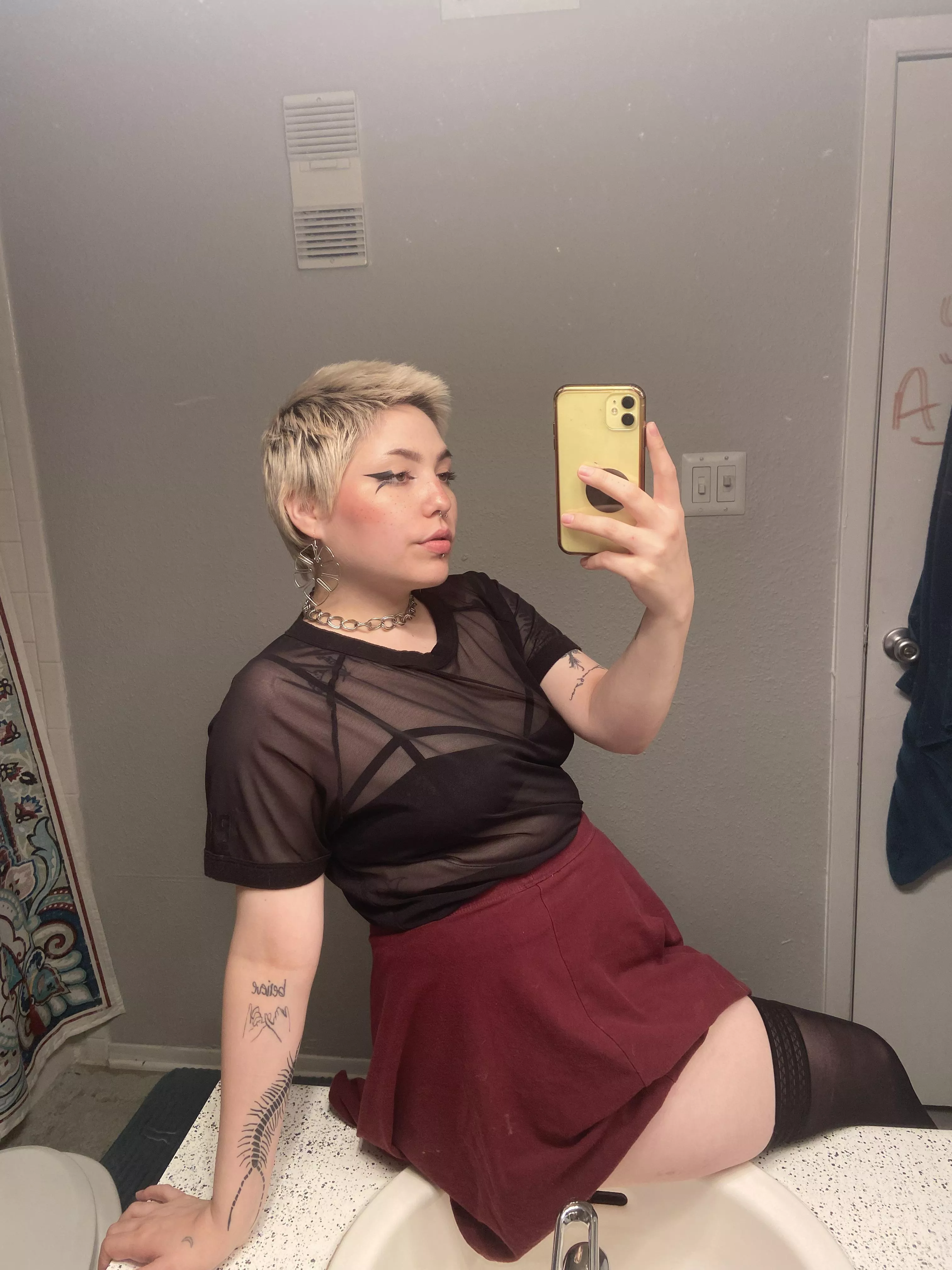 i look even better with it taken off posted by instantdrools