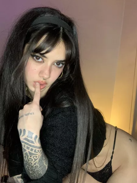 i look kinda evil but i swear i’m nice by dalyta