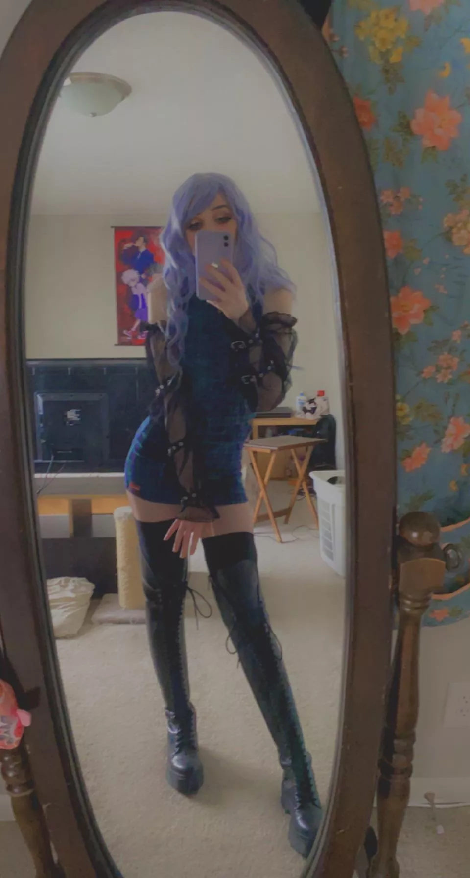 I look like a villain but I’m actually very sweet 🥰 posted by Dead-Pixie