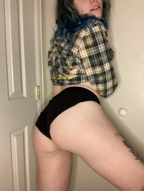 I look like your most important meal of the day. by lenalefleur