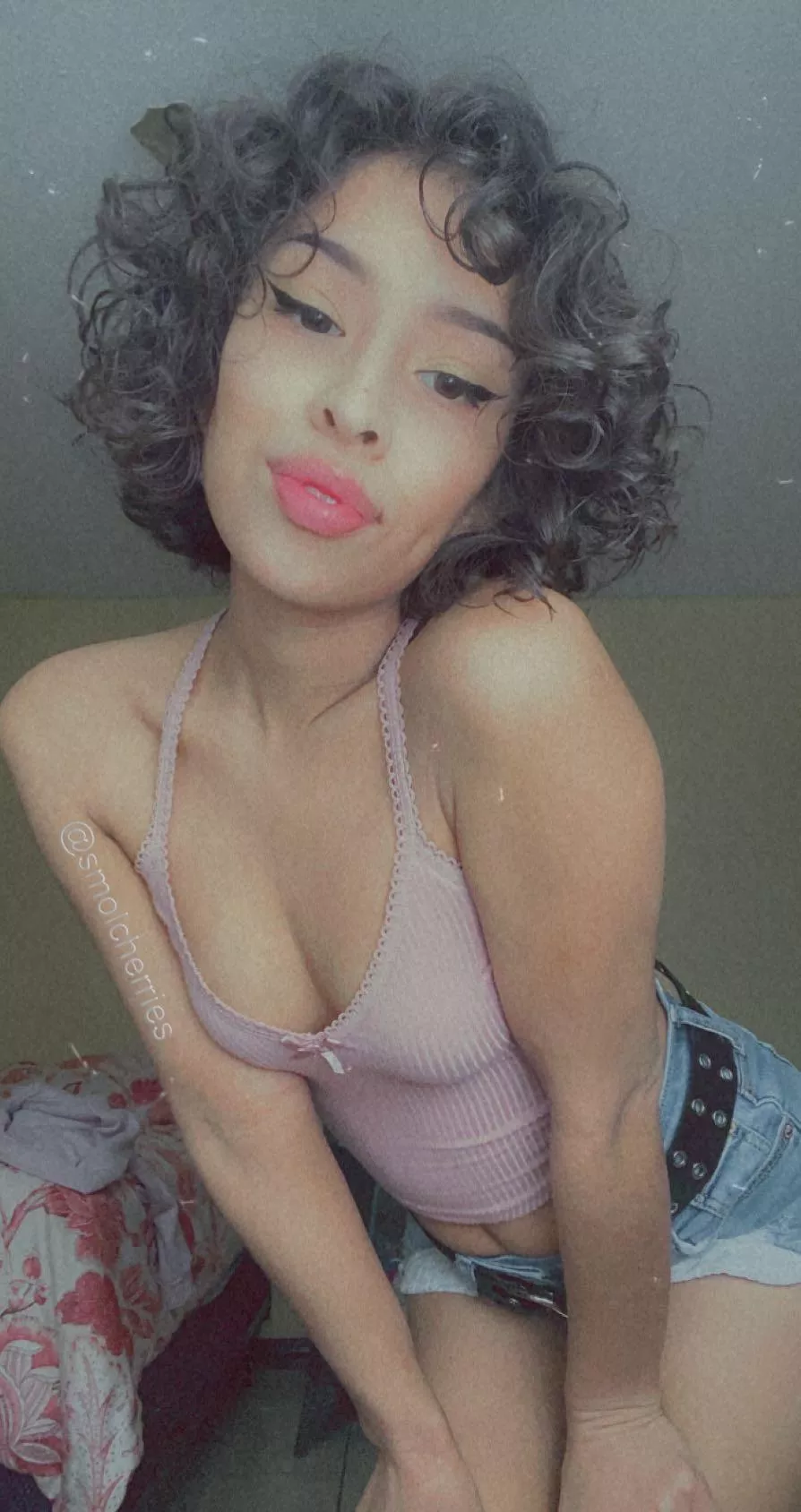 I love a cute tank top 💕 posted by bby_anon