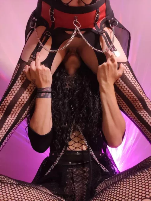 I love a little midnight snack 💦 by Katmandoo96