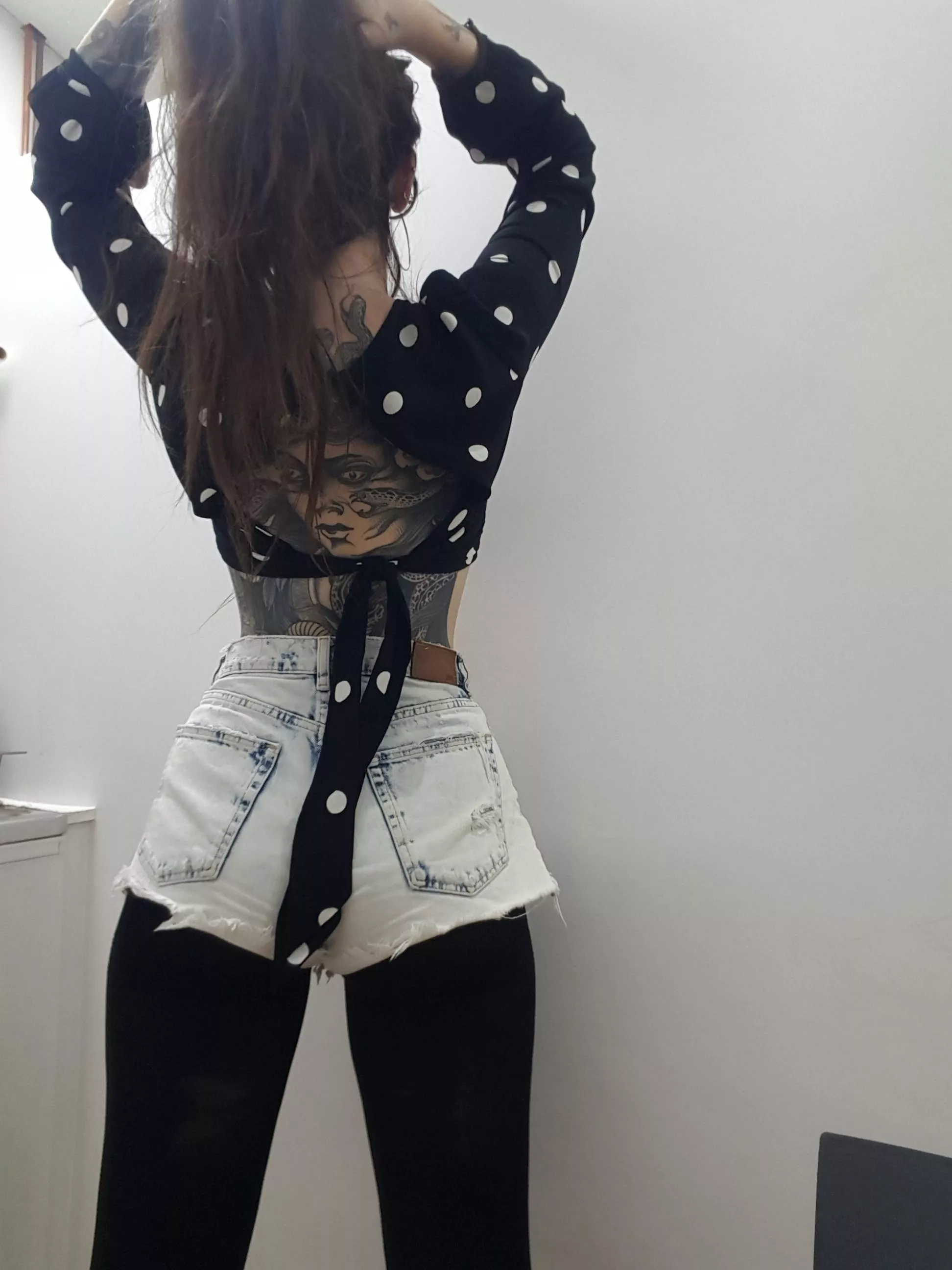 I love being fucked up against a wall posted by Scarlet-is-here