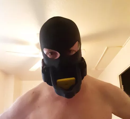 I love being on the receiving end of warm stream of piss. by satinbottom