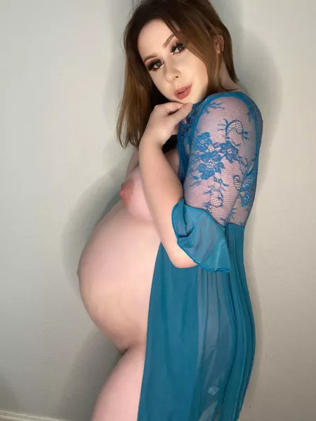 i love being taken against the wall at the moment😍 by zxeyxxx