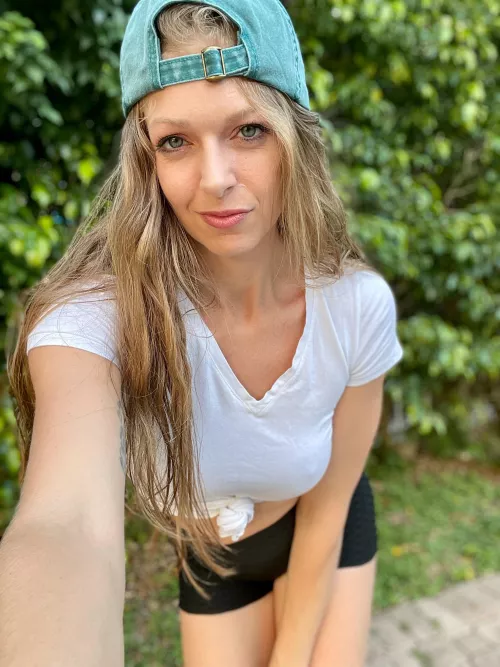 I love being the hot mom in my neighborhood 😏 by TheJensensPlay