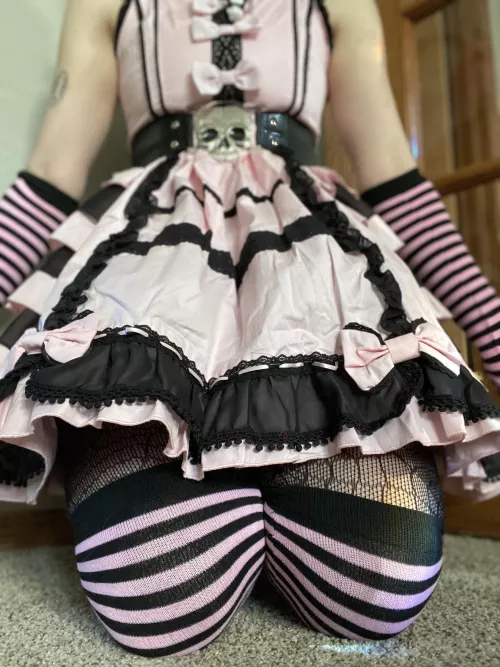 I love dressing up and eating snackies by CandycornBB