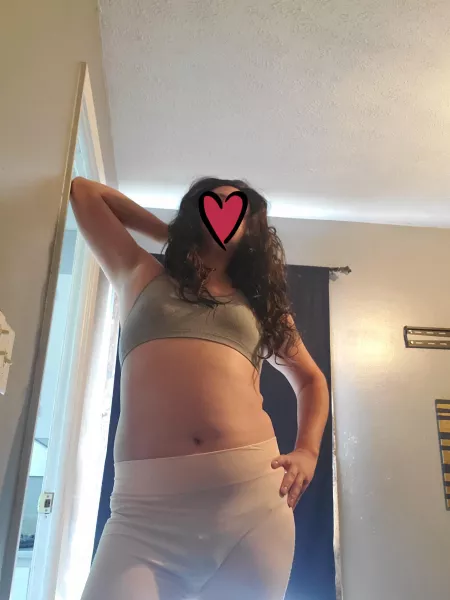 I love feeling this fem by VNillaShakes