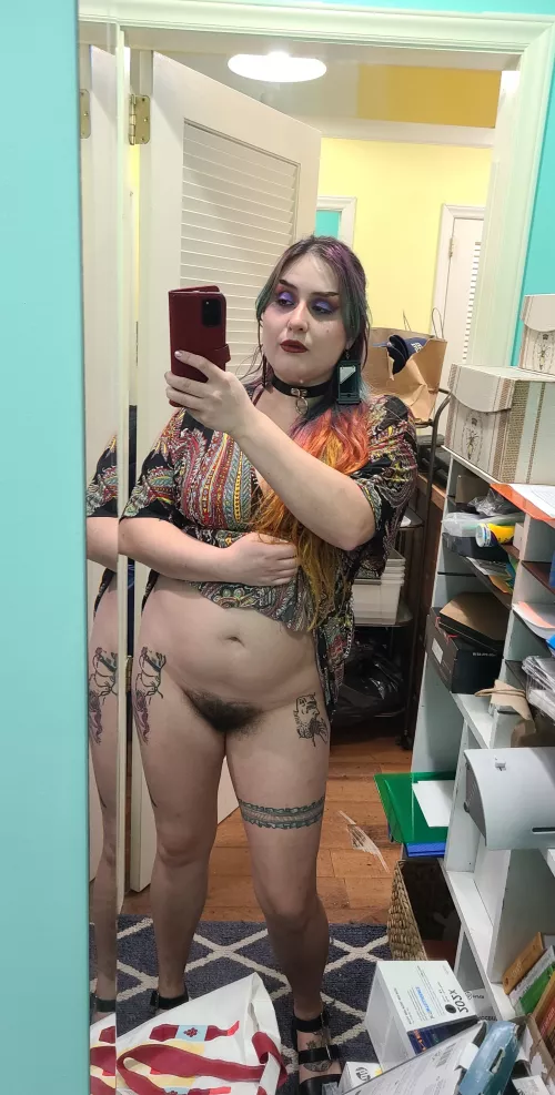 I love flashing my bush🥺😈 by mercyzannahoria