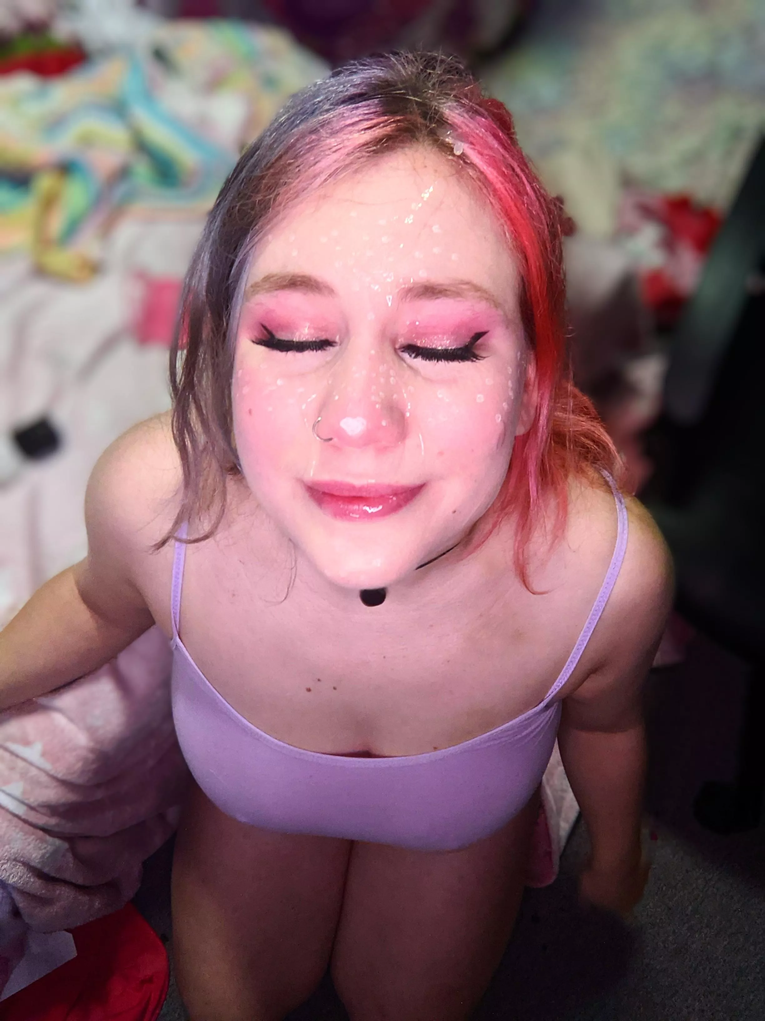 I love getting a facial but this one really stung in my eye tbh👉👈😅 posted by fluffy_rainbow_kity