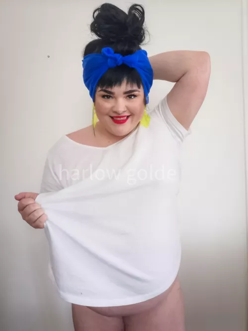 I love hair scarves, lipstick, and going braless. 🥰 by HarlowGolde