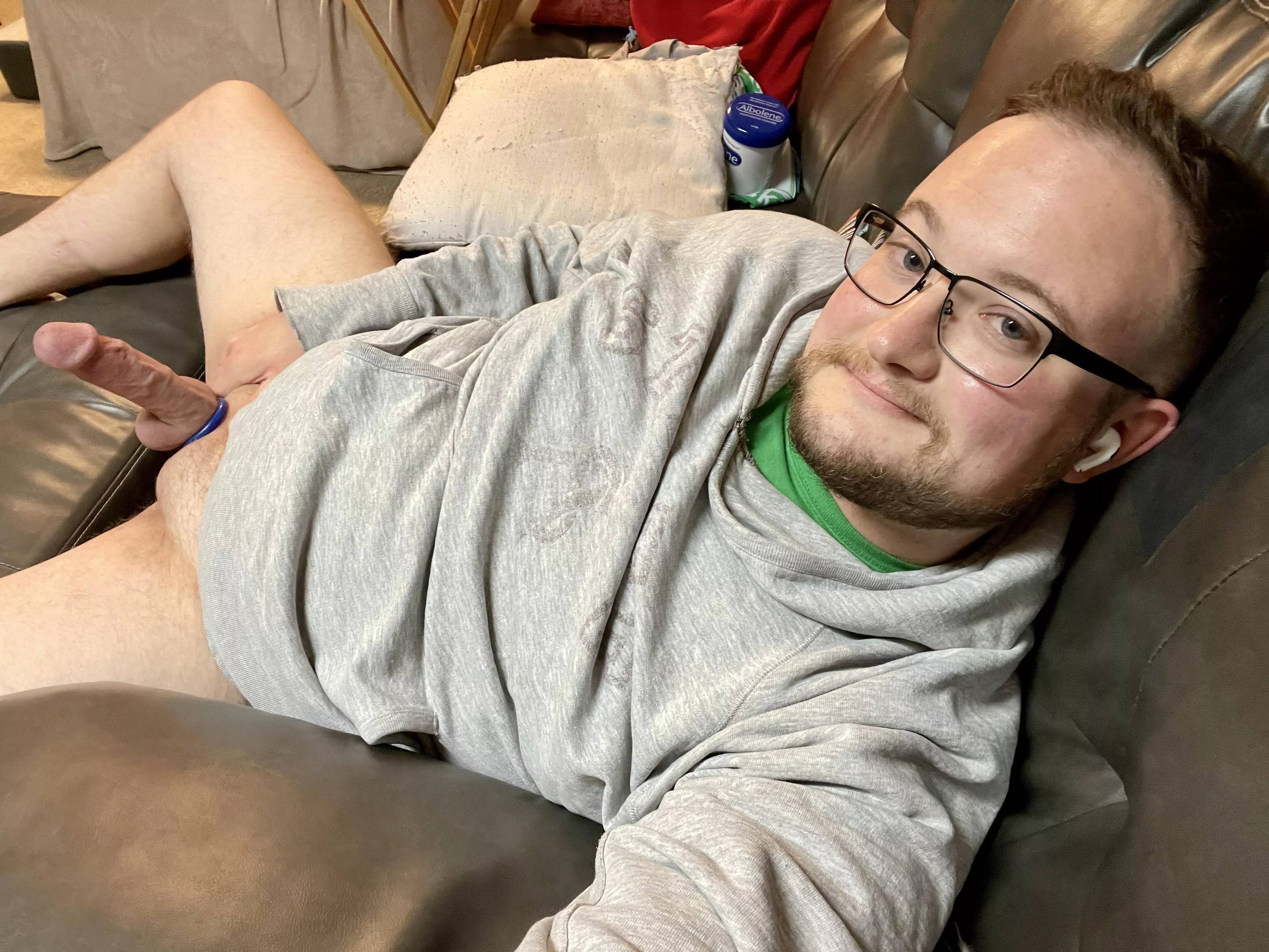 I love hoodie weather 🍂🍁 posted by secondmaus