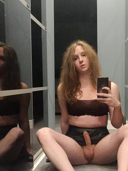 I love how long my hair is now, anyone wanna pull on it? by nsedmusfw