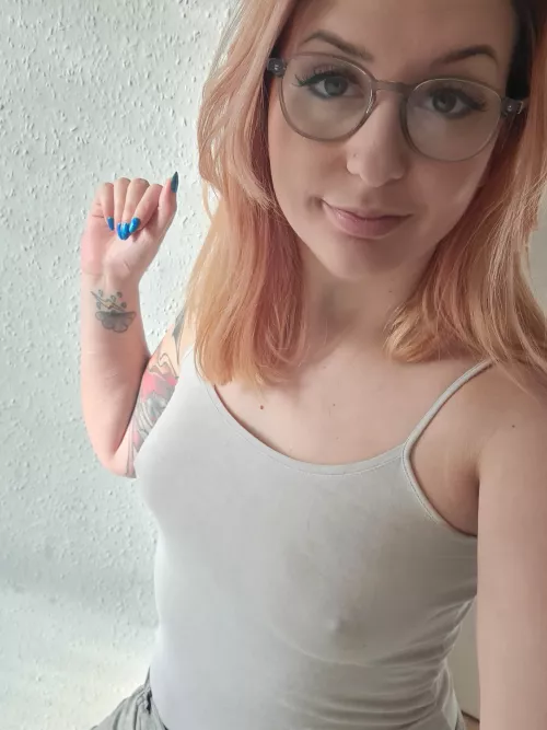 I love lashes by PeeachyQueen