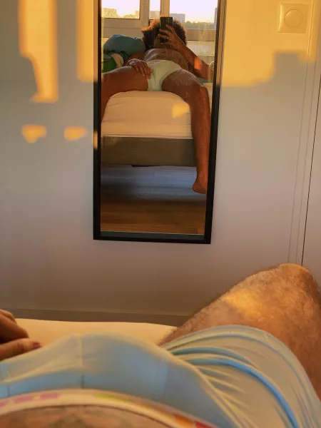 I Love mirrors but I love you more by kinkykingkitty