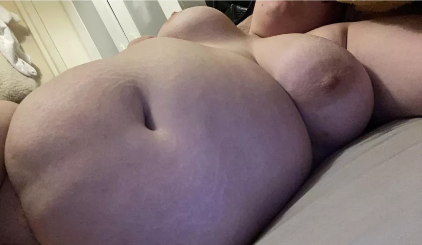 I love my curves by lilianna_grace