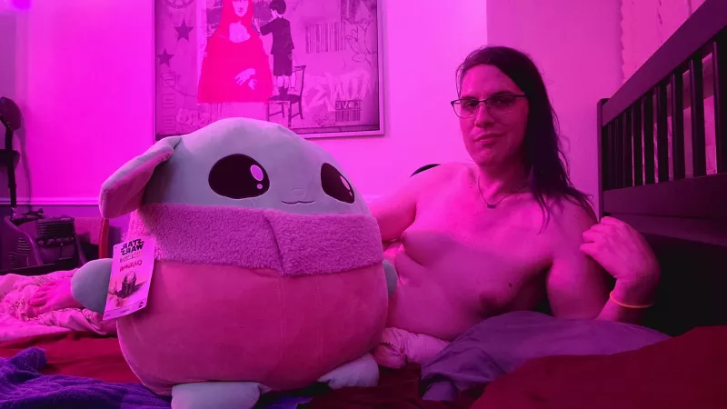 I love my grogu stuffie, i just hope i don't scar him 😇 [T] by enbynaughty