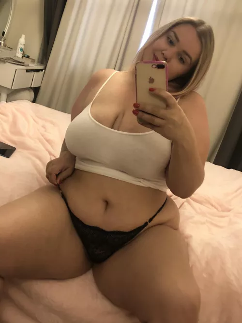 I love my navel by Prudent-Mountain-425