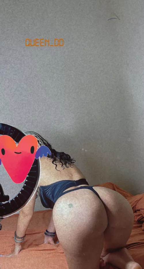 I love my tats by Queen_Dd04