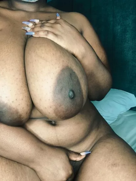 I love my titties by Milkshake_samme