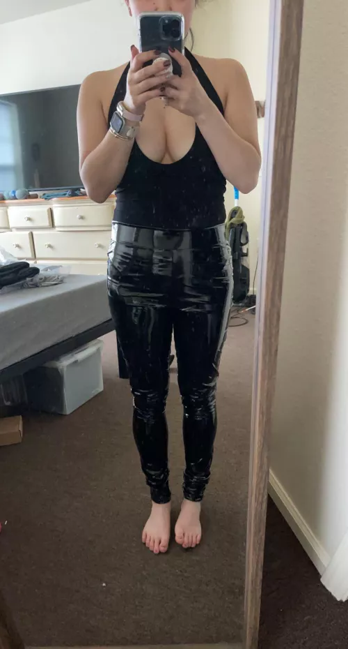 I love new shiny clothes by hopefulmetsfan