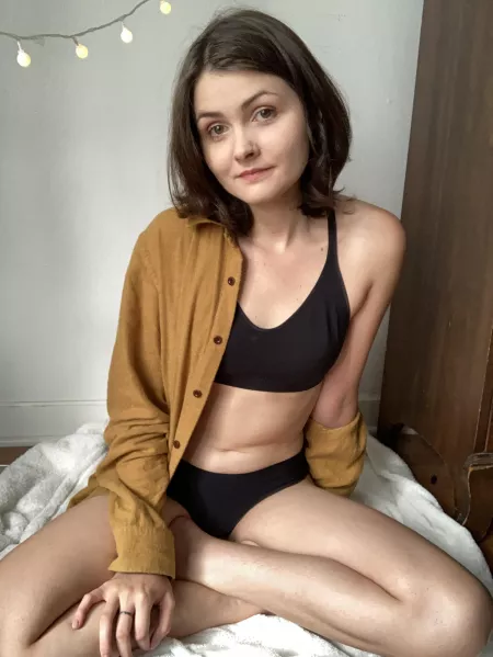 I love oversized shirts [F] by spicyfoxglove