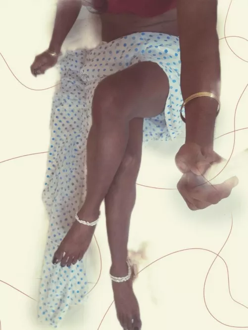 I love painting toes 😊 by IndianCrossie