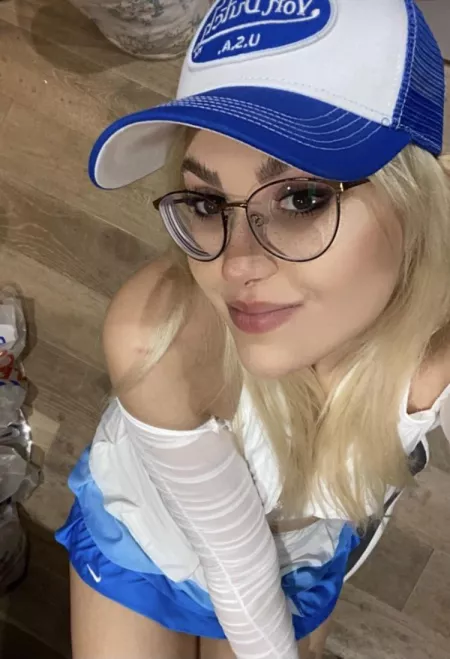 I love posting for attention by throwaway_6272837